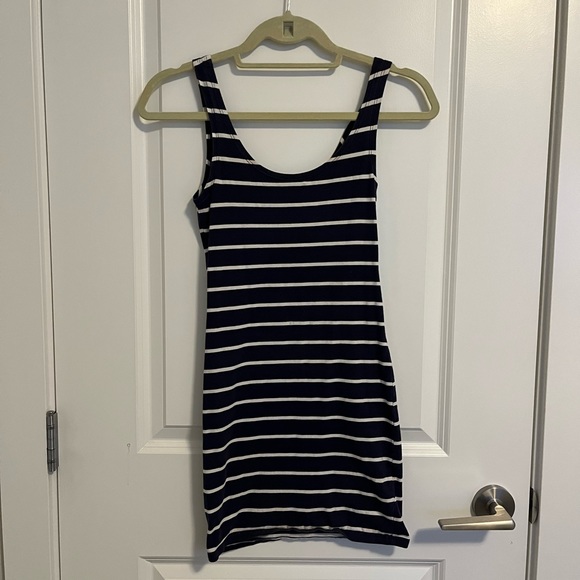 H&M Divided Bodycon Mini Dress - Picture 4 of 4